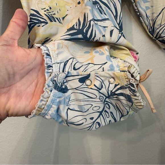 Ruffle Butts One Piece Rash Guard swimsuit - Picture 7 of 9